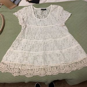 Scoop neck lace top